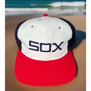 Vintage 90s Sports Specialties Chicago White Sox Plain Logo Wool SnapBack Hat